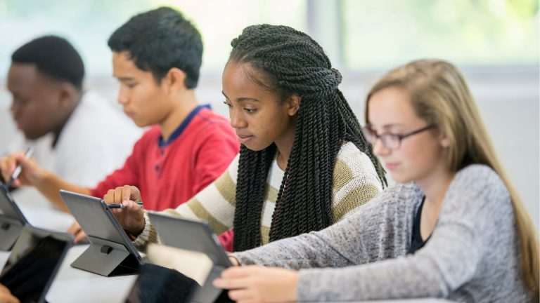 Building Flexibility in Middle School: 5 Journal Prompts to Strengthen Executive Function Skills